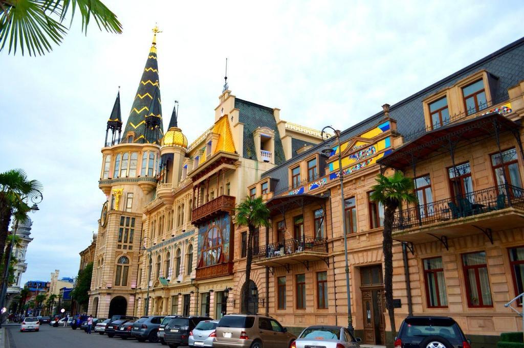 Batumi Summer Hotel Exterior photo